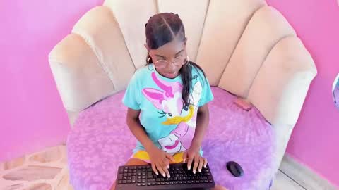 marianrosse online show from 8, 9, 2025