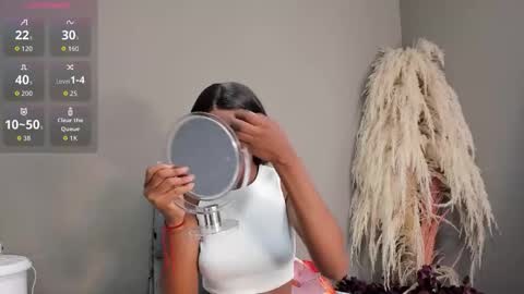 marianrosse online show from 15, 11, 2025