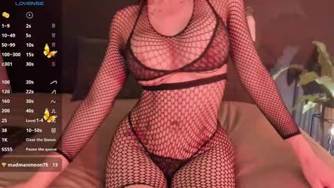 Snapshot of mariateresa11 chatting on 2, 3, 2025 Theressa online show from 2, 3, 2025