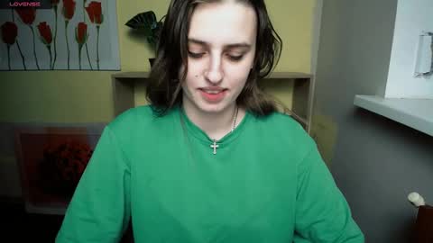 Snapshot of mariatess_ chatting on 5, 1, 2025 Mariia online show from 5, 1, 2025