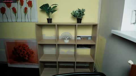 Snapshot of mariatess_ chatting on 5, 1, 2025 Mariia online show from 5, 1, 2025