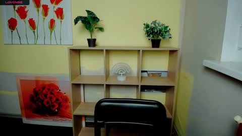 Snapshot of mariatess_ chatting on 1, 2, 2025 Mariia online show from 1, 2, 2025