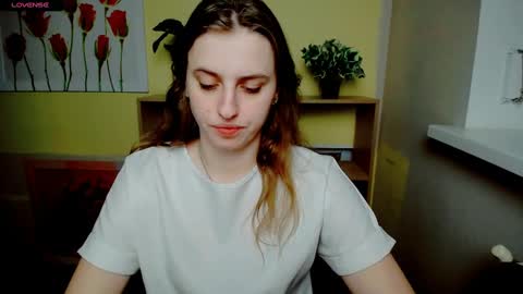 Snapshot of mariatess_ chatting on 5, 2, 2025 Mariia online show from 5, 2, 2025