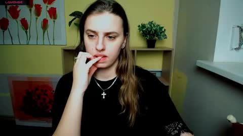 Snapshot of mariatess_ chatting on 7, 2, 2025 Mariia online show from 7, 2, 2025
