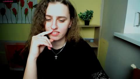 Snapshot of mariatess_ chatting on 12, 2, 2025 Mariia online show from 12, 2, 2025
