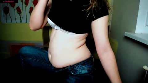 Snapshot of mariatess_ chatting on 18, 2, 2025 Mariia online show from 18, 2, 2025