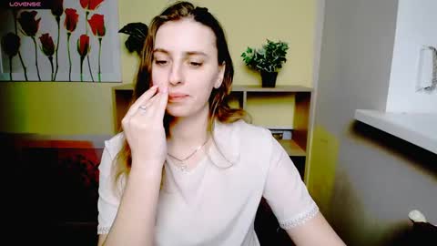 Snapshot of mariatess_ chatting on 3, 3, 2025 Mariia online show from 3, 3, 2025