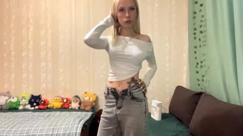 Molly online show from 26, 9, 2025