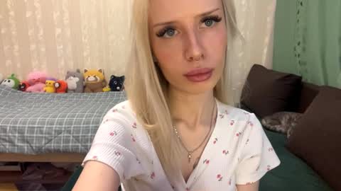 Molly online show from 30, 9, 2025