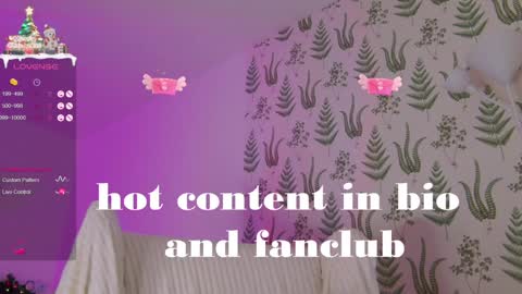 Snapshot of marie_diaze chatting on 22, 12, 2024 Marie LEAVE YOUR WITH ME online show from 22, 12, 2024