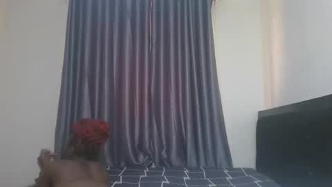 Snapshot of marie_louis chatting on 25, 3, 2026 Marie online show from 25, 3, 2026