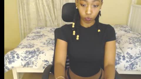 Snapshot of mariejuana_bliss chatting on 25, 2, 2026 mariejuana online show from 25, 2, 2026