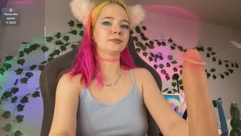 Mariel Gold online show from 4, 11, 2025