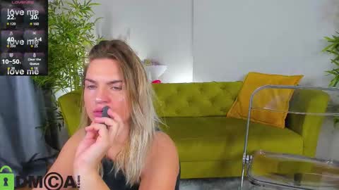 Mariel online show from 18, 11, 2025