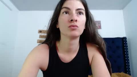 Snapshot of mariel_sins21 chatting on 9, 3, 2025 Mariie online show from 9, 3, 2025