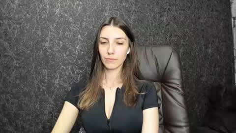 marielleanker online show from 19, 9, 2025