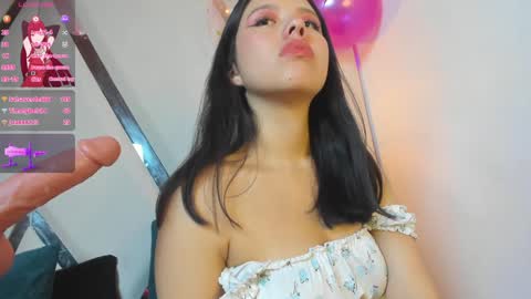 Snapshot of marielqueenx chatting on 9, 1, 2025 Viviana online show from 9, 1, 2025