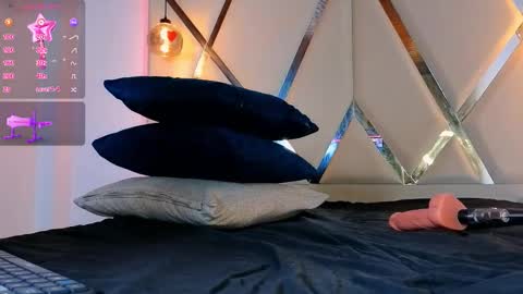 Snapshot of marielqueenx chatting on 26, 9, 2025 Viviana online show from 26, 9, 2025