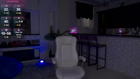 Snapshot of mariemlui chatting on 12, 9, 2025 mariemlui online show from 12, 9, 2025