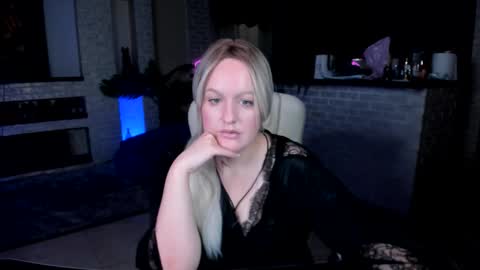 Snapshot of mariemlui chatting on 16, 9, 2025 mariemlui online show from 16, 9, 2025