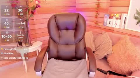 Snapshot of marien_thomson_ chatting on 30, 1, 2025 Marien online show from 30, 1, 2025