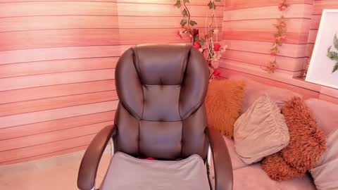 Snapshot of marien_thomson_ chatting on 9, 2, 2025 Marien online show from 9, 2, 2025