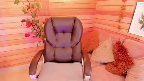 Snapshot of marien_thomson_ chatting on 26, 2, 2025 Marien online show from 26, 2, 2025