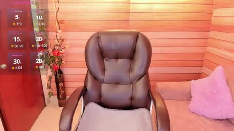 Snapshot of marien_thomson_ chatting on 19, 9, 2025 Marien online show from 19, 9, 2025