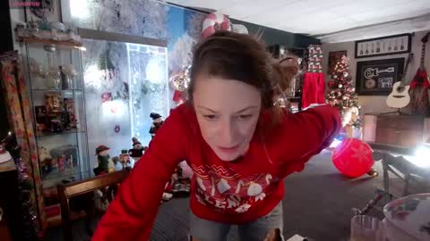 Snapshot of mariewaters chatting on 14, 12, 2024 Marie Ann Waters online show from 14, 12, 2024