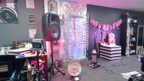 Snapshot of mariewaters chatting on 6, 1, 2025 Marie Ann Waters online show from 6, 1, 2025