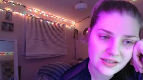 Snapshot of marigoldrue chatting on 20, 1, 2025 marigoldrue online show from 20, 1, 2025