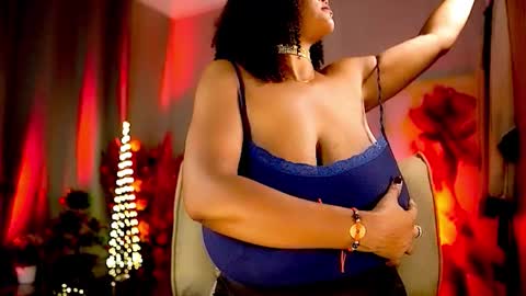 Nikita - Scroll down and read my bio please. New Pictures in Bio online show from 12, 10, 2025