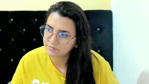 Snapshot of marilyn_garcia chatting on 27, 12, 2024 MARILYN SEXY online show from 27, 12, 2024