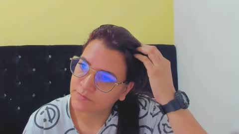 Snapshot of marilyn_garcia chatting on 29, 12, 2024 MARILYN SEXY online show from 29, 12, 2024