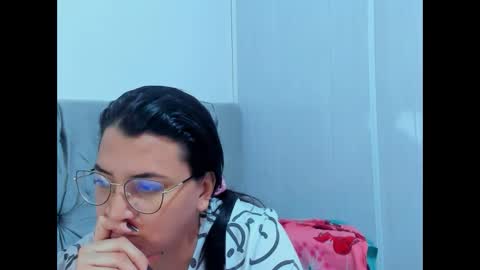 Snapshot of marilyn_garcia chatting on 20, 1, 2025 MARILYN SEXY online show from 20, 1, 2025