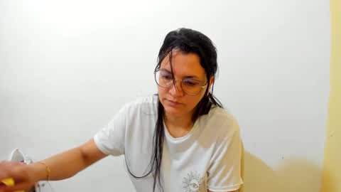 Snapshot of marilyn_garcia chatting on 13, 10, 2025 MARILYN SEXY online show from 13, 10, 2025