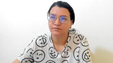 Snapshot of marilyn_garcia chatting on 16, 11, 2025 MARILYN SEXY online show from 16, 11, 2025