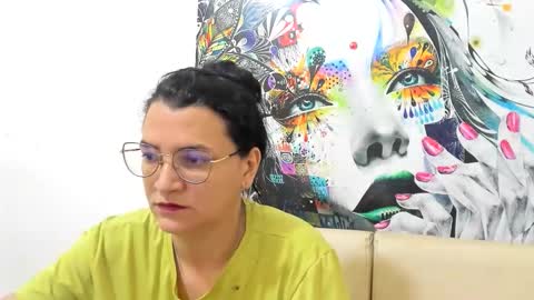 Snapshot of marilyn_garcia chatting on 12, 3, 2026 MARILYN SEXY online show from 12, 3, 2026