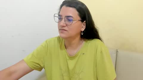 Snapshot of marilyn_garcia chatting on 29, 3, 2026 MARILYN SEXY online show from 29, 3, 2026