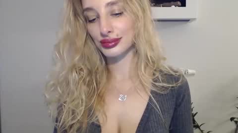 MarilynDevilish online show from 19, 12, 2024