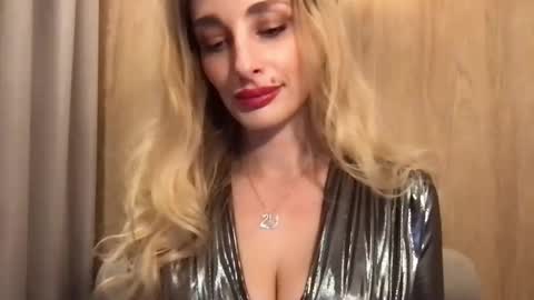 MarilynDevilish online show from 1, 1, 2025