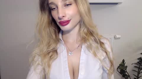MarilynDevilish online show from 22, 1, 2025