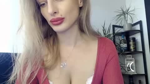 MarilynDevilish online show from 4, 3, 2025