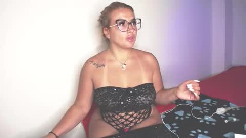 Snapshot of marilynleon chatting on 23, 10, 2025 Marilyn Leon online show from 23, 10, 2025