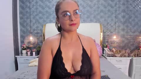 Marilyn Vega online show from 16, 1, 2026