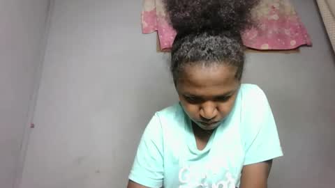 Snapshot of marina0506 chatting on 21, 12, 2025 marina0506 online show from 21, 12, 2025