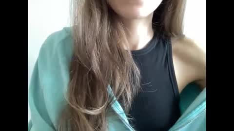 Marina online show from 7, 3, 2025