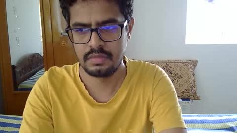 Snapshot of marinavine chatting on 2, 10, 2025 The SHY UncutBoy online show from 2, 10, 2025