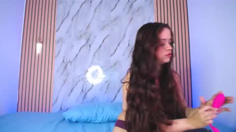 Marinella16 online show from 13, 10, 2025