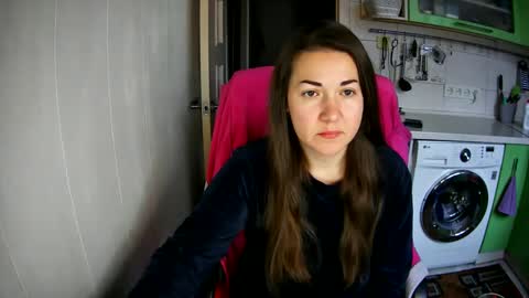MarinettaQhot online show from 7, 12, 2024